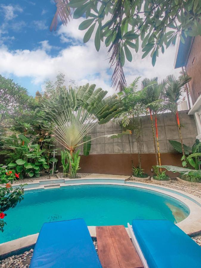 Umah Kita Lägenhet Seminyak Exteriör bild