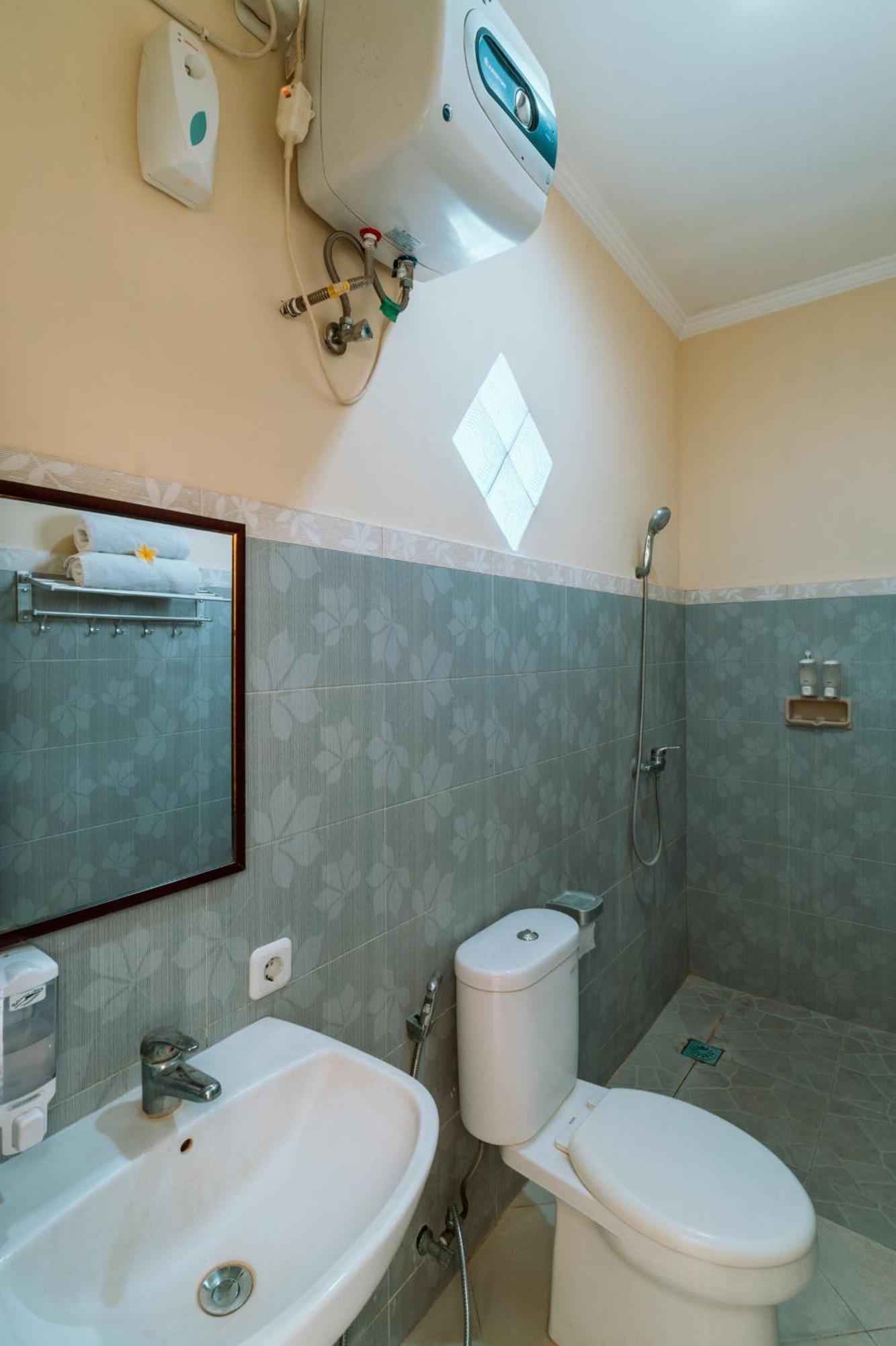 Umah Kita Lägenhet Seminyak Exteriör bild