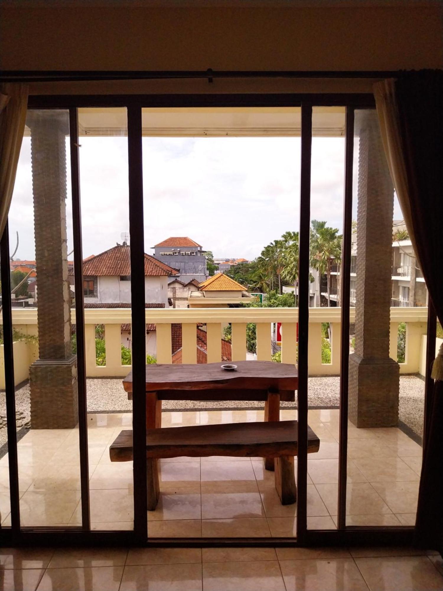 Umah Kita Lägenhet Seminyak Exteriör bild
