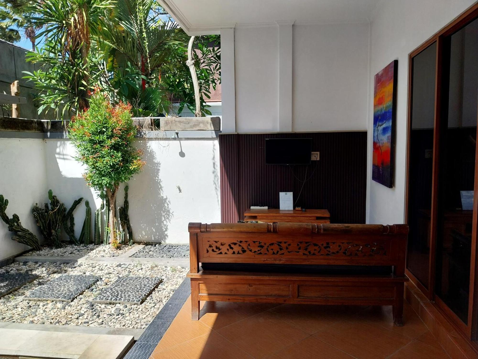 Umah Kita Lägenhet Seminyak Exteriör bild